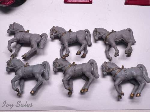 Corgi Major Toys #1130 CHIPPERFIELD`S CIRCUS Bedford Articulated Horse Box & 6 Horses