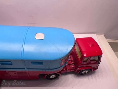 Corgi Major Toys #1130 CHIPPERFIELD`S CIRCUS Bedford Articulated Horse Box & 6 Horses