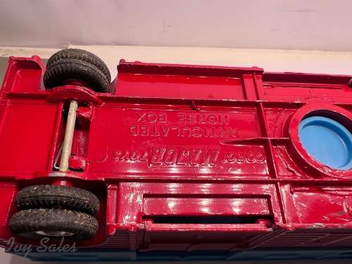 Corgi Major Toys #1130 CHIPPERFIELD`S CIRCUS Bedford Articulated Horse Box & 6 Horses