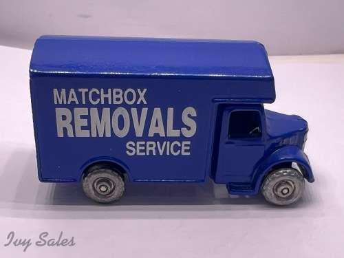 Matchbox Moko Lesney #17 Bedford Removals - Re-Issue