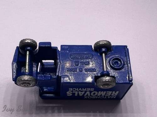 Matchbox Moko Lesney #17 Bedford Removals - Re-Issue