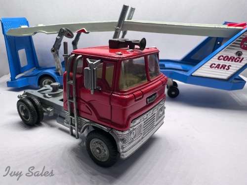 CORGI Major Toys #1138 Ford Tilt Cab Carrimore Car Transporter