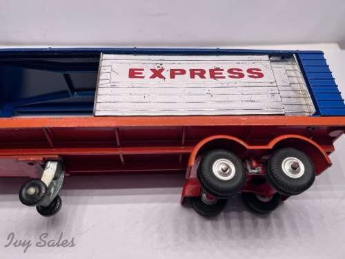 CORGI MAJOR TOYS #1137 FORD ARTICULATED TRUCK EXPRESS SERVICE