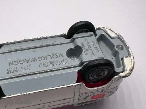 Corgi Toys #490 Volkswagen VW Racing Club Breakdown