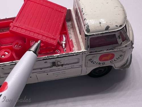 Corgi Toys #490 Volkswagen VW Racing Club Breakdown