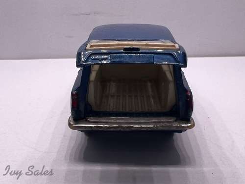 Corgi Toys #491 FORD CONSUL CORTINA SUPER ESTATE