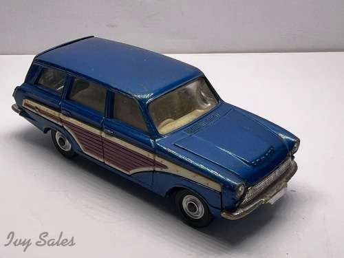 Corgi Toys #491 FORD CONSUL CORTINA SUPER ESTATE