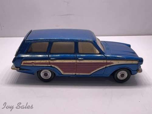 Corgi Toys #491 FORD CONSUL CORTINA SUPER ESTATE