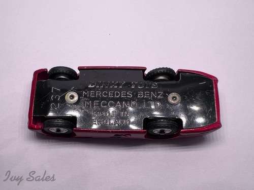DINKY TOYS #237 MERCEDES BENZ RACING CAR - REPAINT