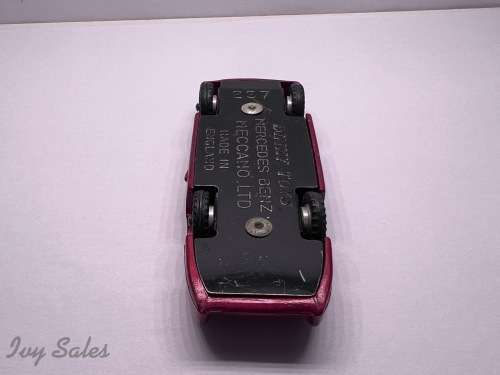 DINKY TOYS #237 MERCEDES BENZ RACING CAR - REPAINT