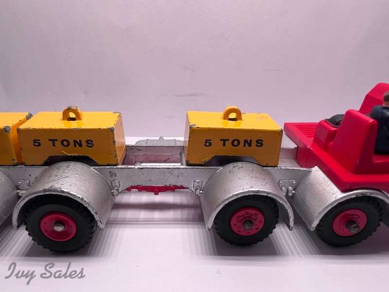 Dinky Supertoys #936 Leyland 8 Wheeled Chassis with Original Box