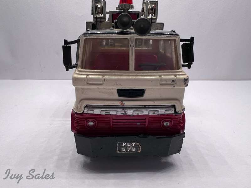 CORGI MAJOR #1142 HOLMES WRECKER