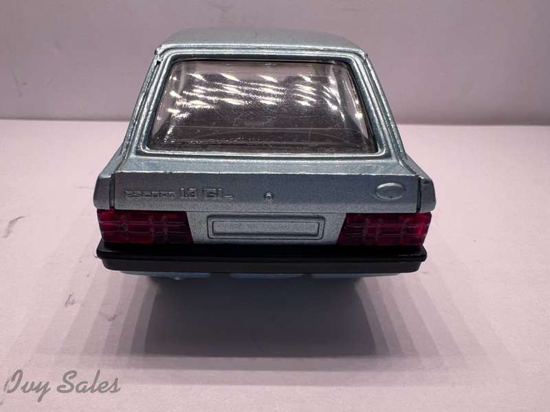 Corgi Toys #334 Ford Escort 1.3 GL
