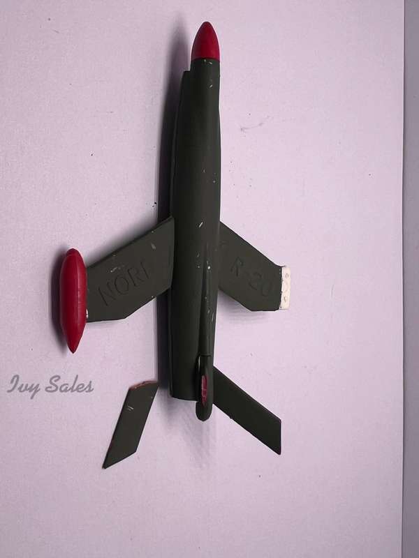 Dinky Military #620 - Berliet Missile Launcher + Missile