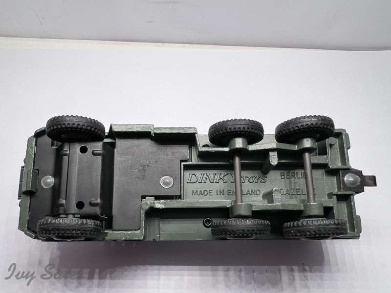Dinky Military #620 - Berliet Missile Launcher + Missile