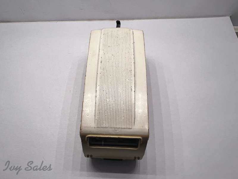 French Dinky Toys #811 Caravane