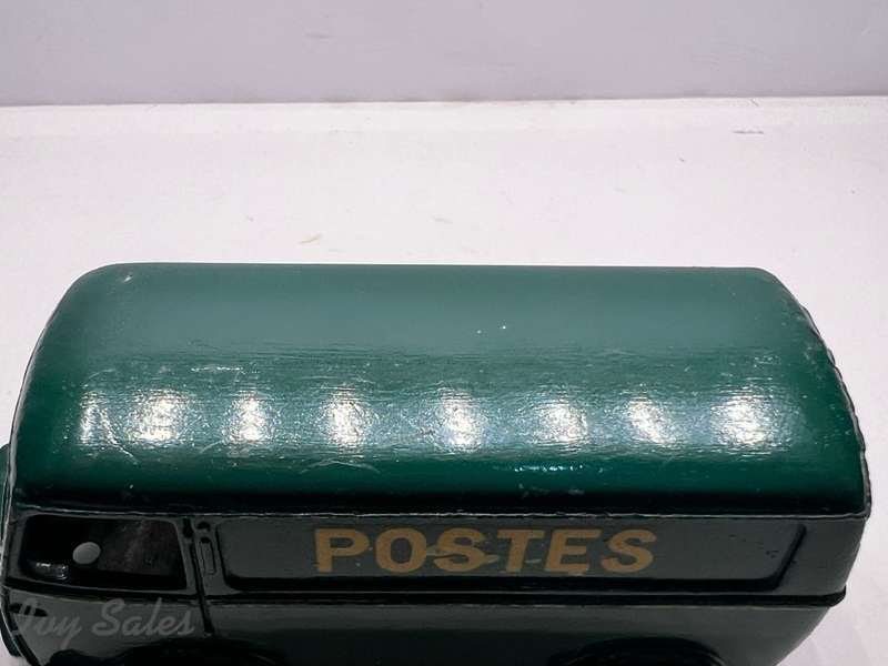 French Dinky Toys #25B Peugeot D3A Posts