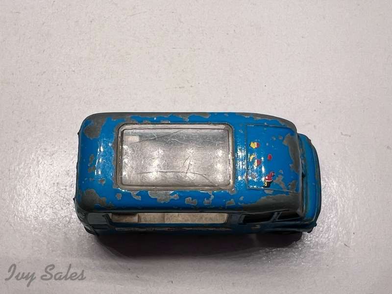 Matchbox #47 Commer Ice Cream Canteen Truck