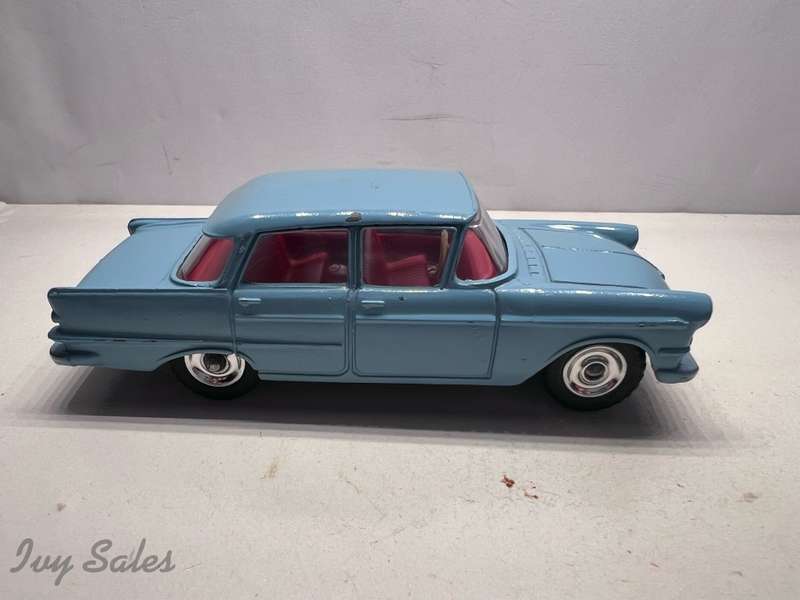 Dinky Toys #177 Opel Kapitan + Original Box - VNM