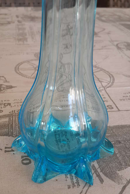 Posy vase William Goss London - clearly marked c 1926-27