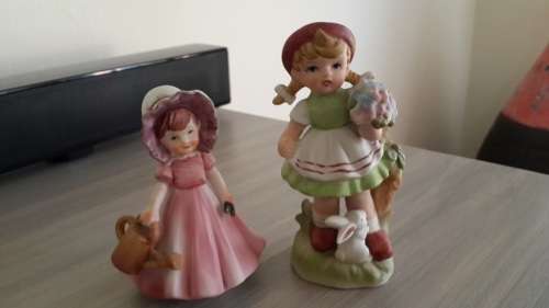 Two cute porcelain figurines