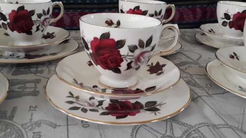 Colcleogh Bone China Rose trio's x 6 and sugar bowl - mint condition