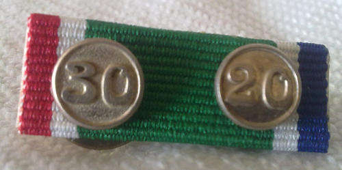 Medalje Vir Troue Diens ribbon with 20 and 30yr emblems