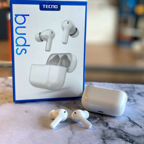 Combo - Xiaomi Band 5 Smart Watch + Tecno Buds + Free gift
