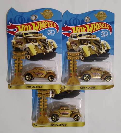 Hotwheels Pass n Gasser Gold NEW (Pack of 3) ***TOP DEALZ***