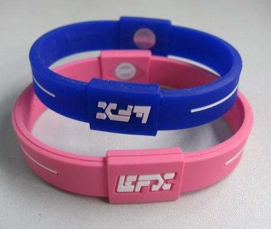 EFX - SILICONE POWER BAND **BLACK/WHITE** MEDIUM