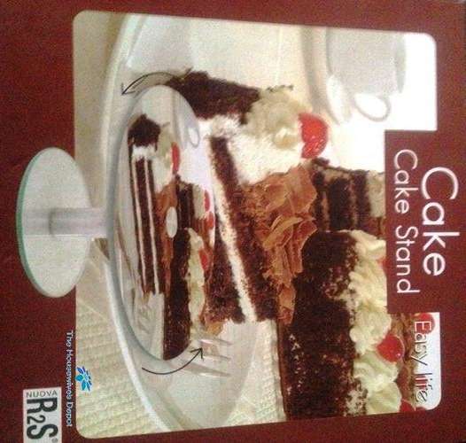 WOW Rotating Glass Cake Stand from The Housewives Depot