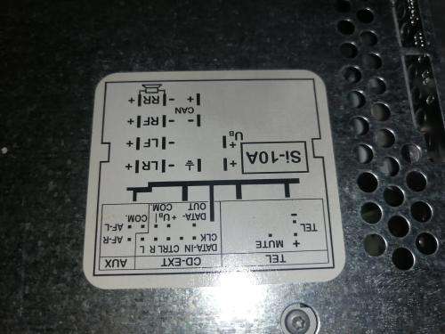 Volkswagen Caddy OEM Radio