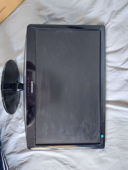 Samsung 23" LCD Monitor
