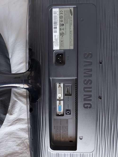 Samsung 23" LCD Monitor