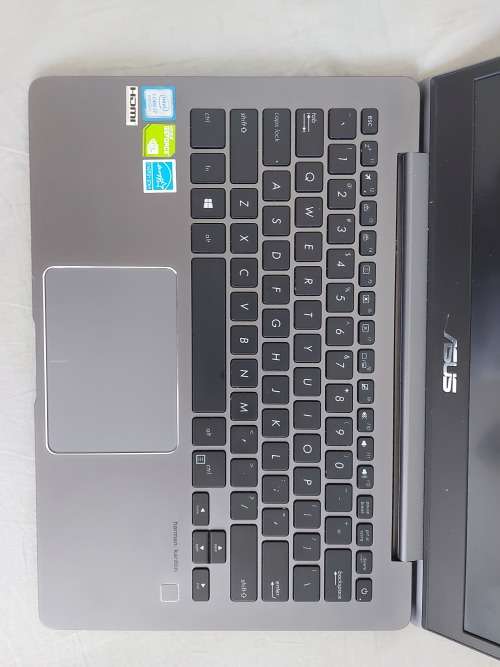 **BARGAIN BUY**ASUS ZENBOOK ULTRABOOK 8th GEN i7, 16GB RAM, 256SSD-GRAB IT@ JUST R3999 - PLS READ!!!