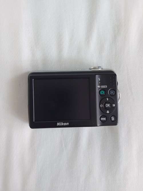 Nikon Coolpix L23 Camera