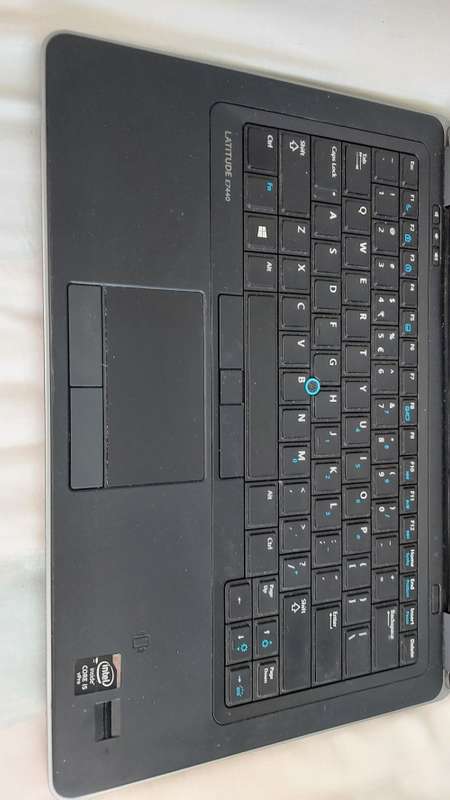 Dell Latitude E7440 - i5 - 8GB RAM
