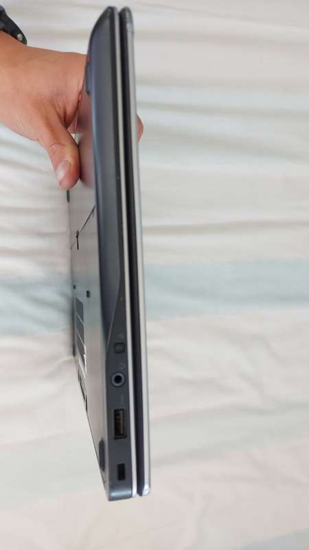 Dell Latitude E7440 - i5 - 8GB RAM