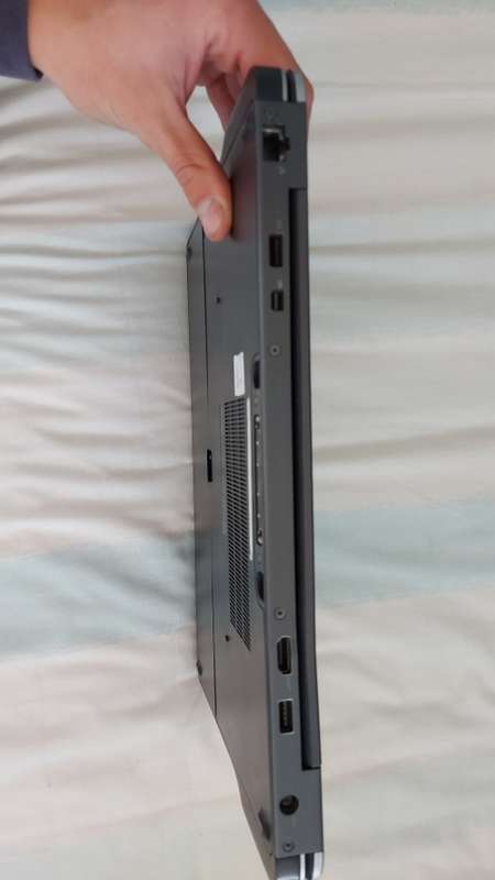 Dell Latitude E7440 - i5 - 8GB RAM