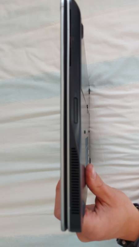 Dell Latitude E7440 - i5 - 8GB RAM