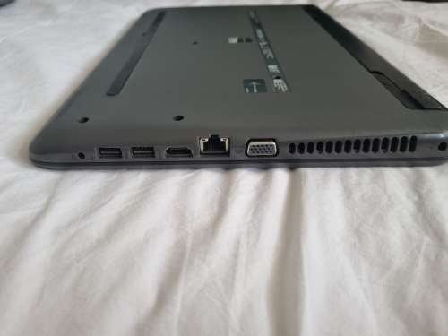 HP LAPTOP - i3 - SSD - Windows 11 - 8GB RAM