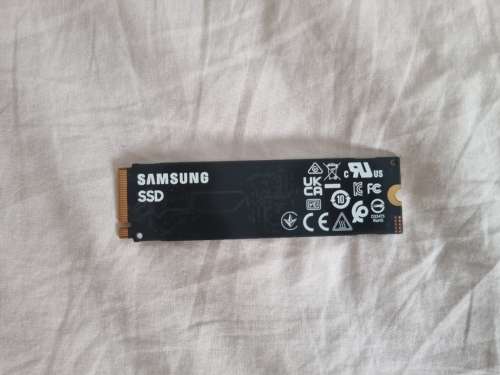 SAMSUNG 512GB NVME SSD