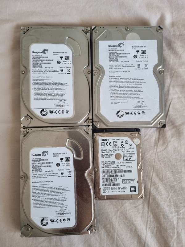 Hard Drive LOT - 4x HDD