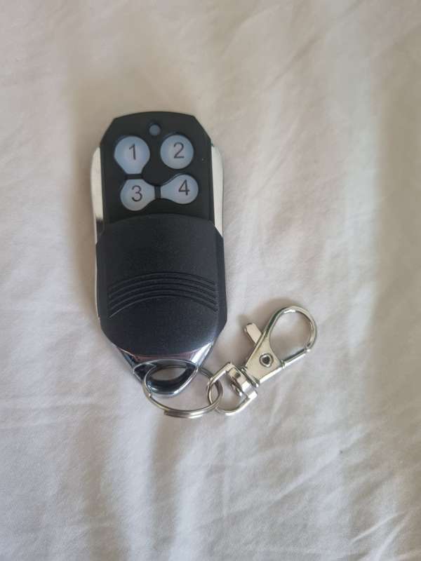 BRAND NEW - Garage Door Motor w. Battery - AbsoLift 800