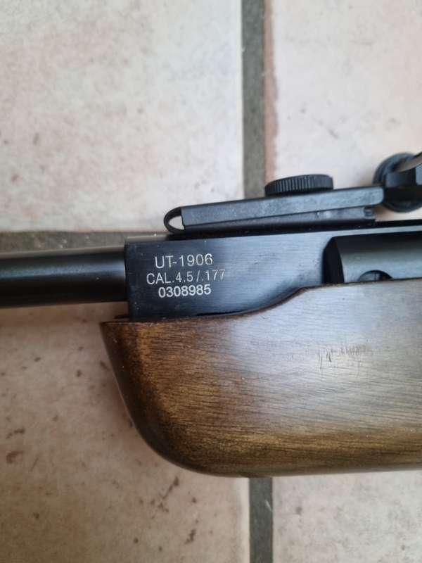 Break Neck Pellet Gun + Scope