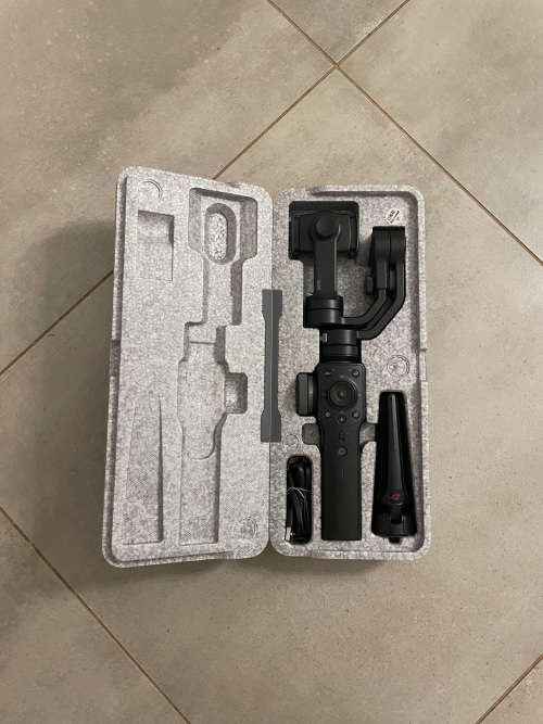 ZHIYUN Smooth 4 Handheld Gimbal | 3-Axis Smartphone Stabiliser