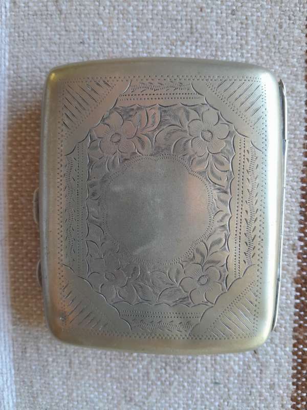 Vintage engraved Cigarette Case