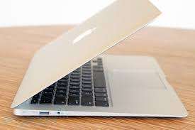 ULTIMATE 2017 ORIGINAL APPLE MACBOOK AIR i5*128GB SSD*8GB RAM IN EXCELLENT CONDITION