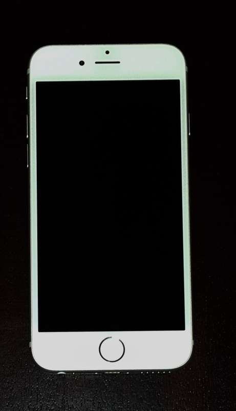 Apple iPhone 6s 16GB Silver - Excellent condition