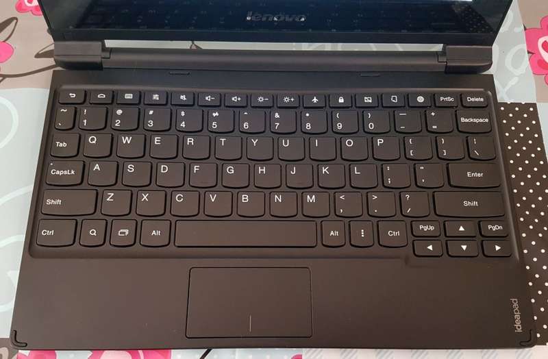 Lenovo ideapad A10 - Like new!